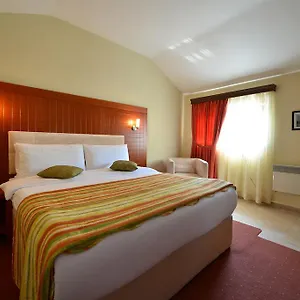 5 Tirana